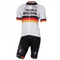 2017-2018 Bora Hansgrohe Deutscher Meister Radbekleidung Radtrikot Kurzarm und Fahrradho Radtrikot Kaufen