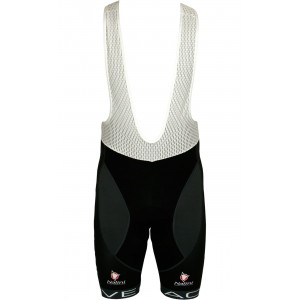 Übergröße ZUBENE1 Trägerhose kurz schwarz