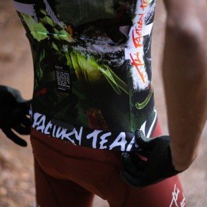 Factory Team 2023 Radtrikot kurzarm-Radsport-Profi-Team Radtrikot Kaufen Factory Team 2023 Radtrikot kurzarm-Radsport-Profi-Team Radtrikot Kaufen