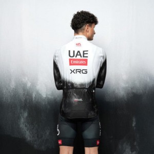 Herren UAE Team Emirates 2025 Pissei langarmtrikot Radtrikot Kaufen