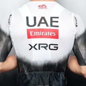 Herren UAE Team Emirates 2025 Magistrale Light Pissei trikot Radtrikot Kaufen Herren UAE Team Emirates 2025 Magistrale Light Pissei trikot Radtrikot Kaufen